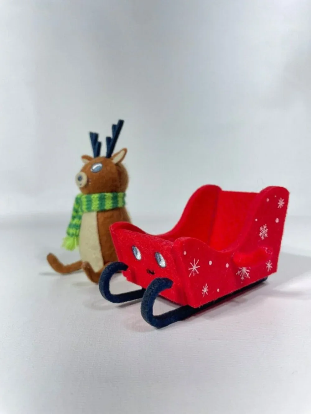 Target Wondershop Christmas Felt Duo Reindeer & Sleigh Figures 4